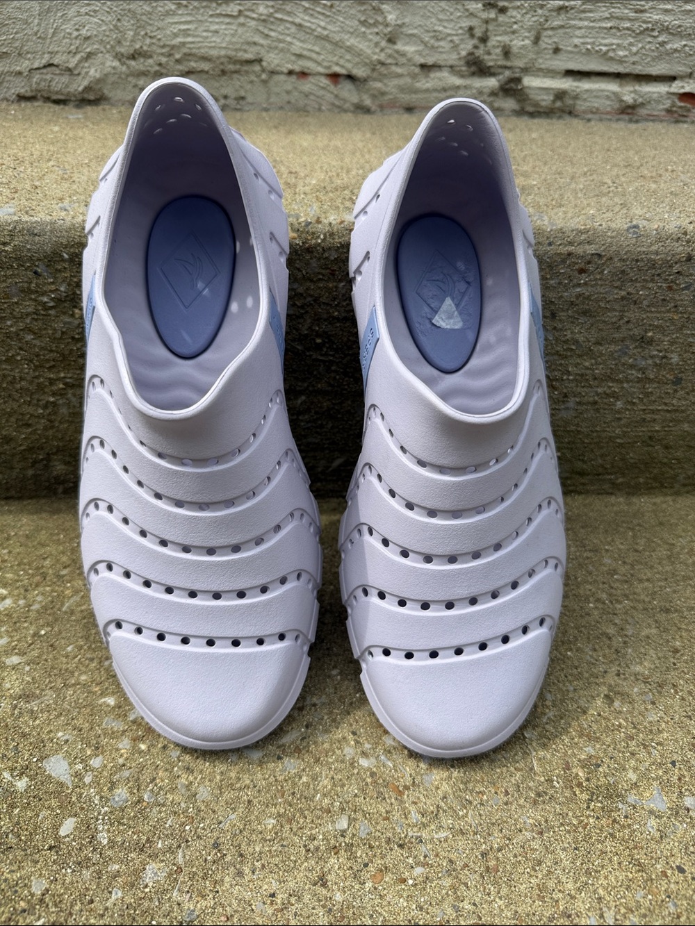 Sperry Water Strider Lilac Water Shoes Women's Size 9 or Men's Size 8